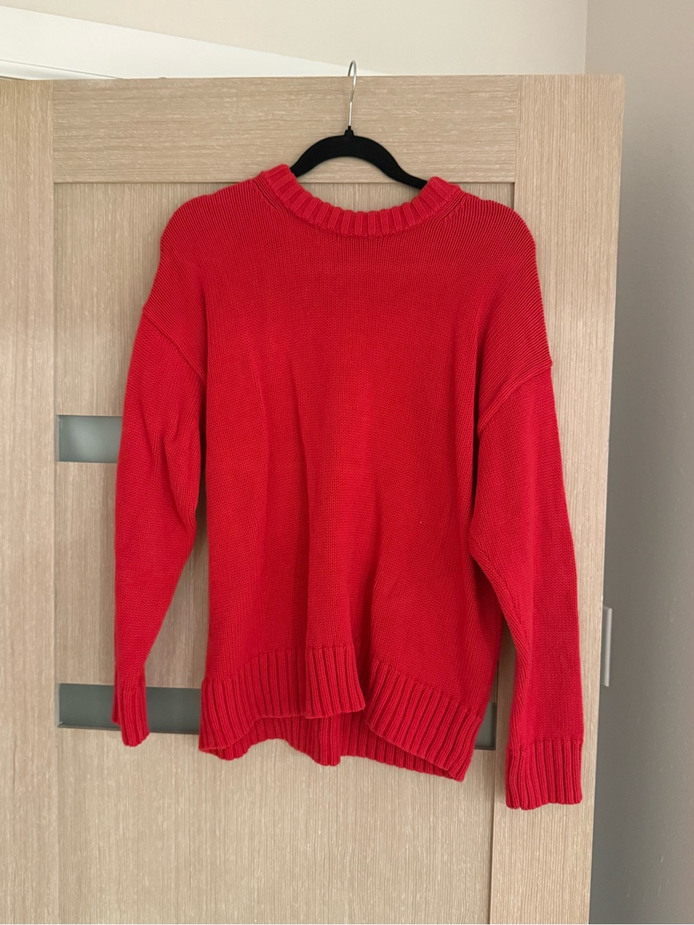 GAP Relaxed Fit Red Crewneck Women's Sweater